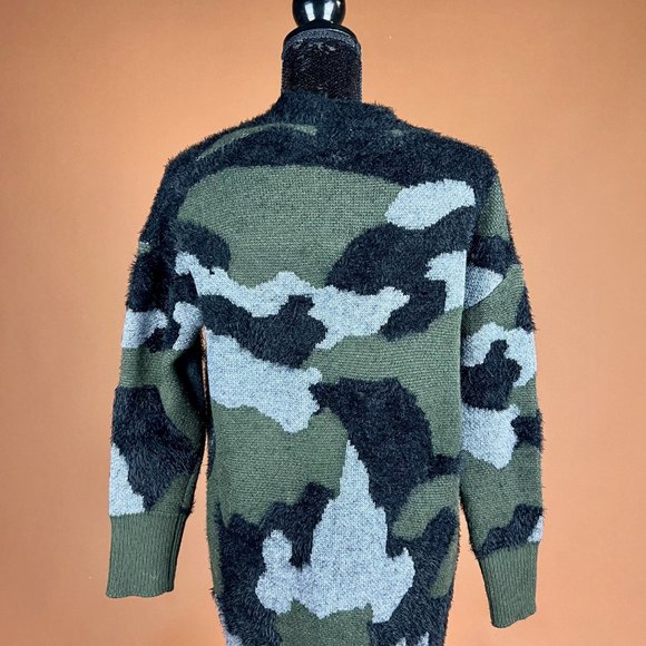 Fuzzy Camo Printed Open Long Cardigan Sweater - Grunge, 90s, 00s - Size XS - Picture 11 of 13